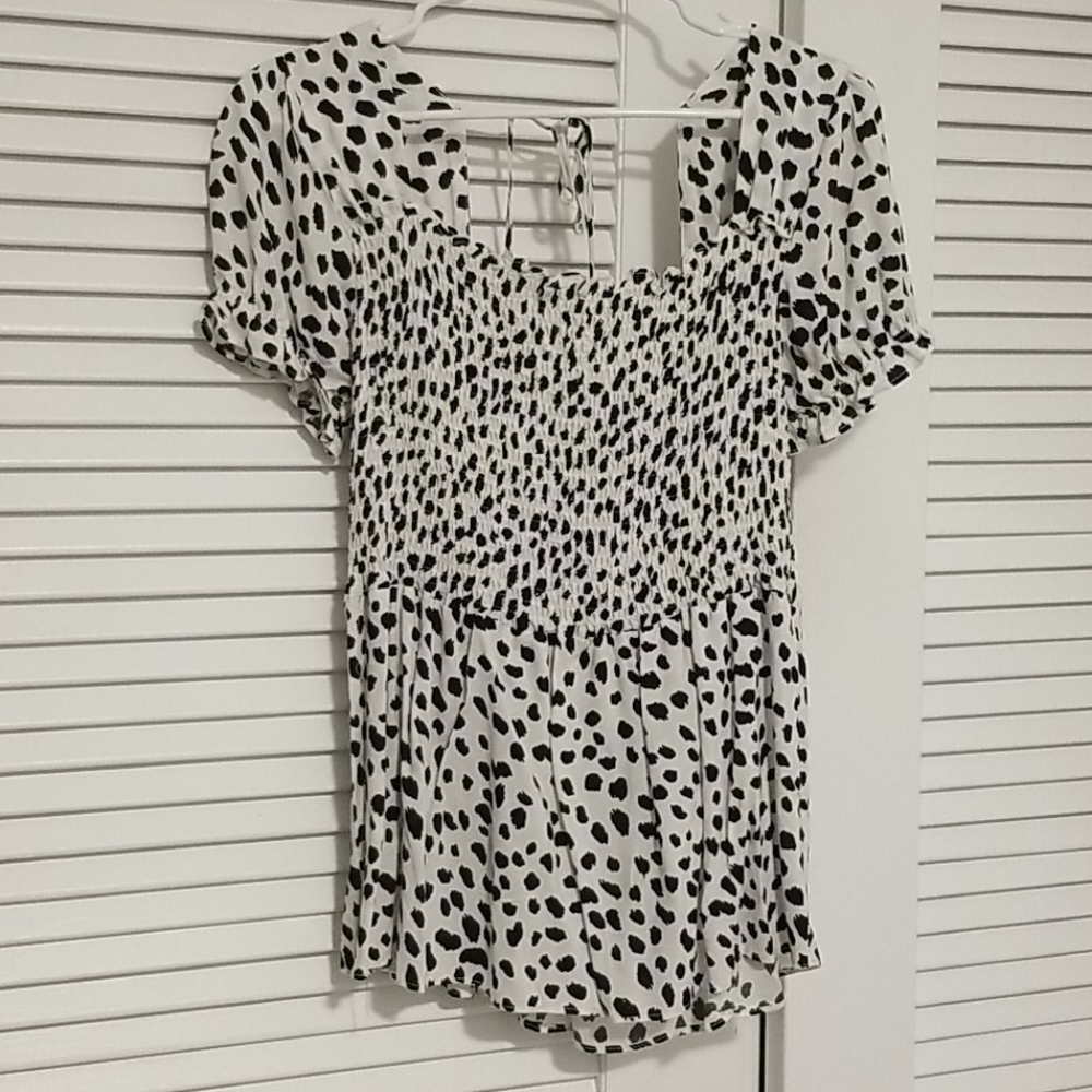 Pink Lily leopard print smocked top